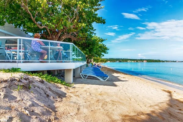 Travellers Beach Resort-1