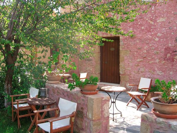 Spilia village-1