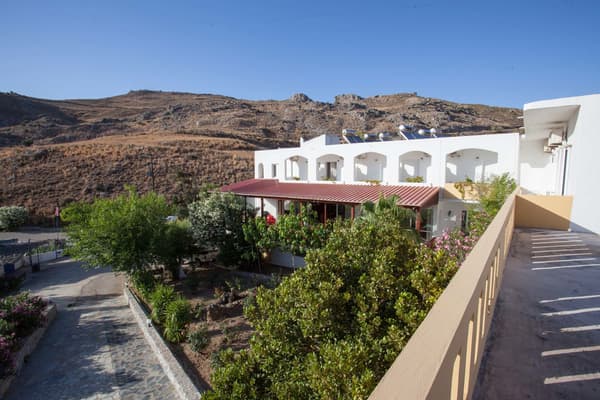 Ammoudi Hotel-1