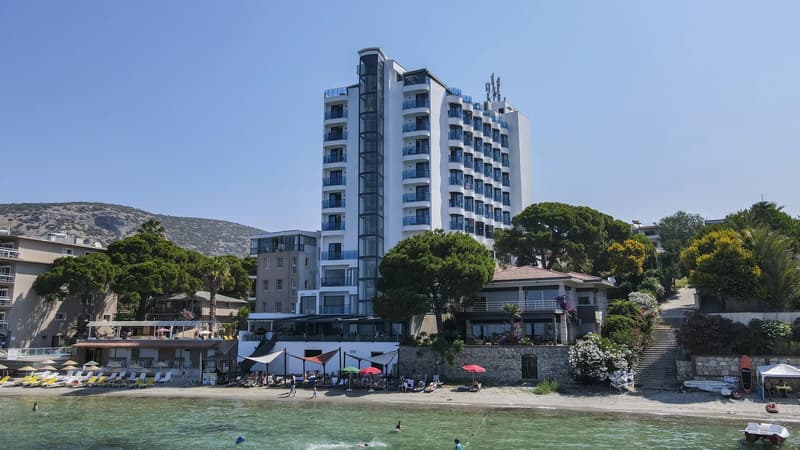 Signature Blue Resort