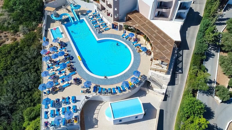 Grand Hotel Holiday Resort