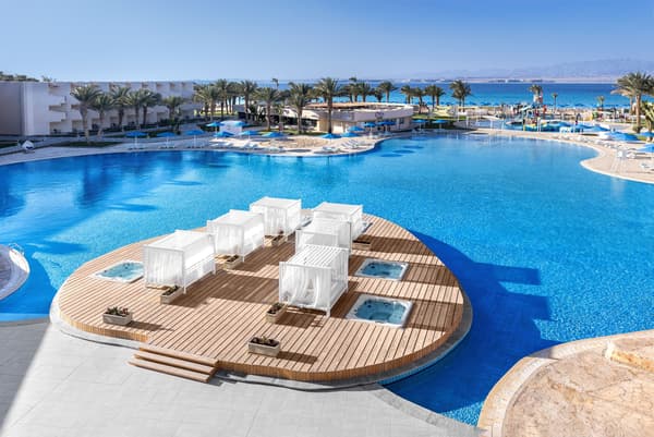 The V Luxury Resort Sahl Hasheesh-1