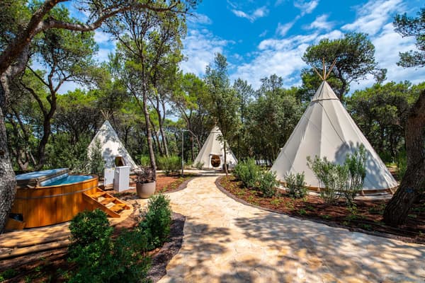 Arena One 99 Glamping-1