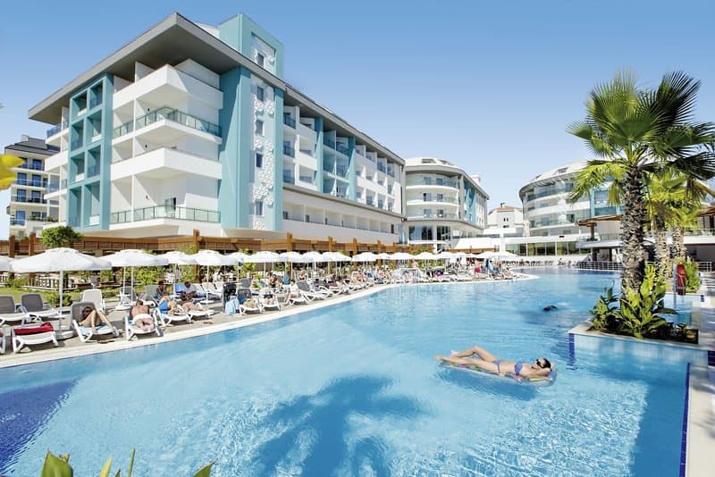 Seashell Resort & Spa