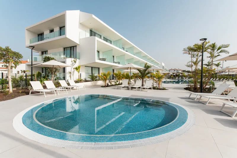 Amarilla Golf Residences