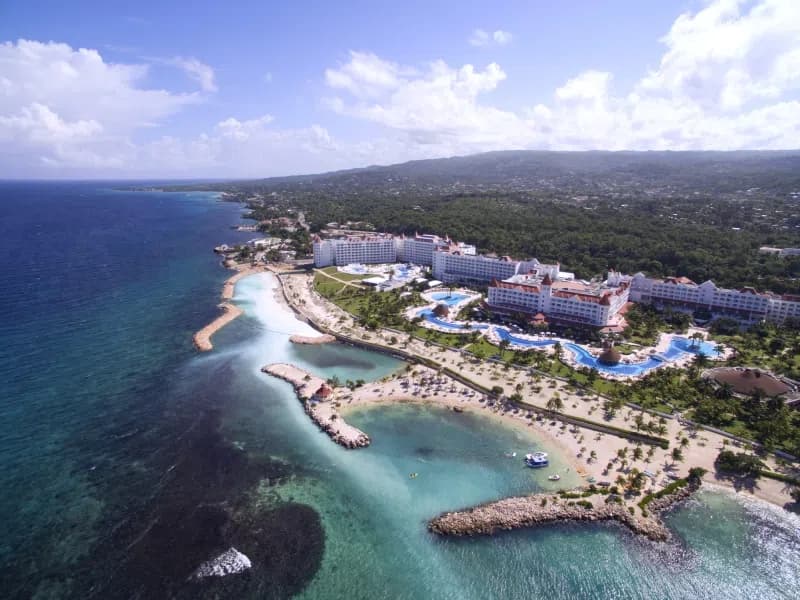 Bahia Principe Luxury Runaway Bay