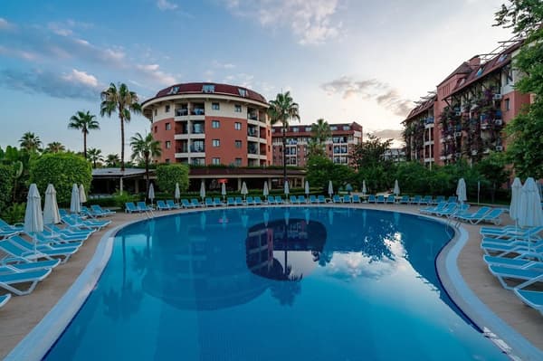 Palmeras Beach Hotel-1