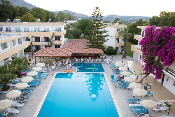 Marathon Hotel-1