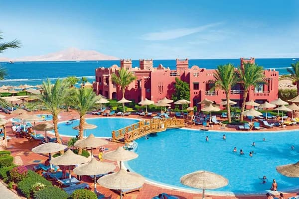 Charmillion Sea Life Resort-1