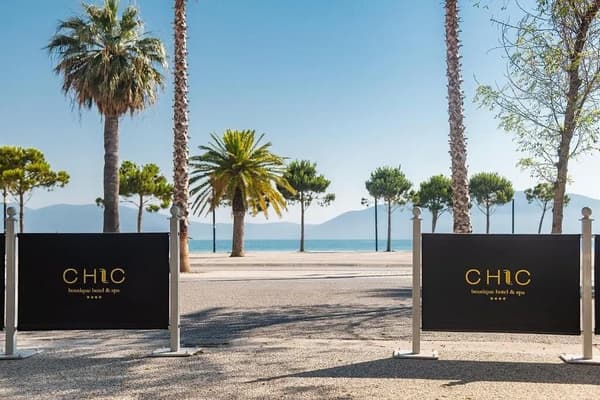 Chic Boutique Hotel & Spa-1