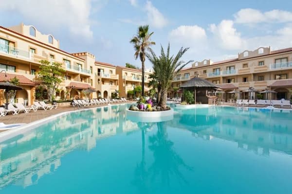 Elba Lucía Sport & Suite Hotel-1