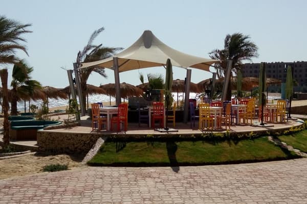 Royal Beach Resort-1