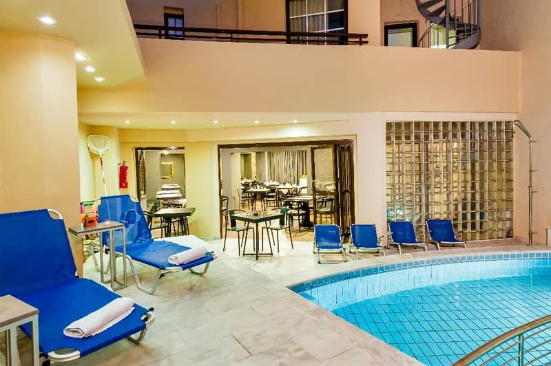Elina Hotel