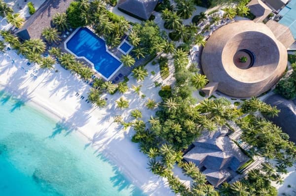 Meeru Island Resort & Spa-1