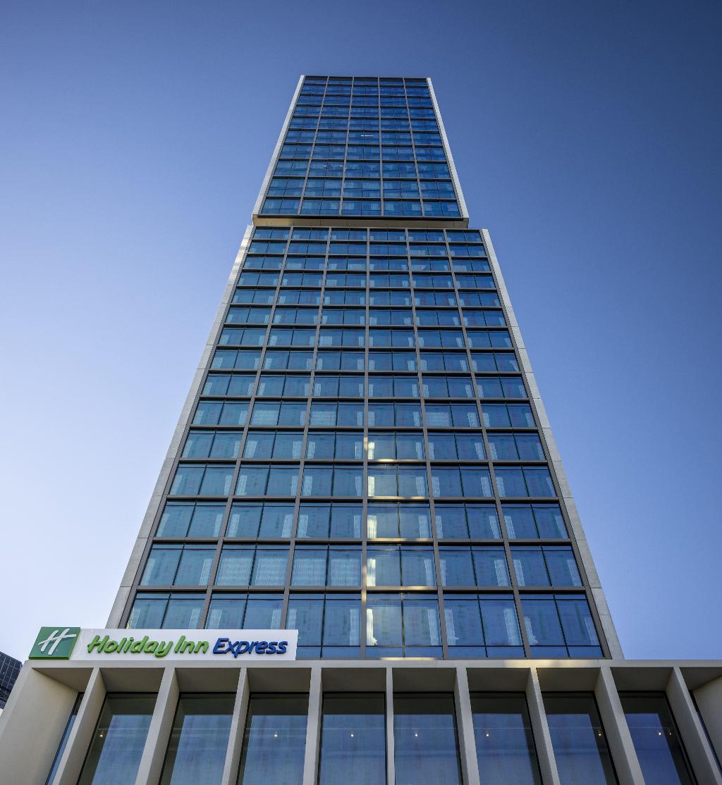 Holiday Inn Express Auckland City Centre