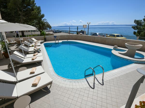 Aparthotel Milenij-1