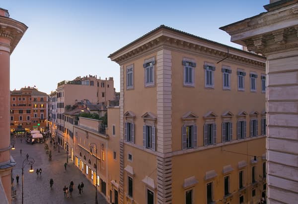 Boutique Centrale Palace-1