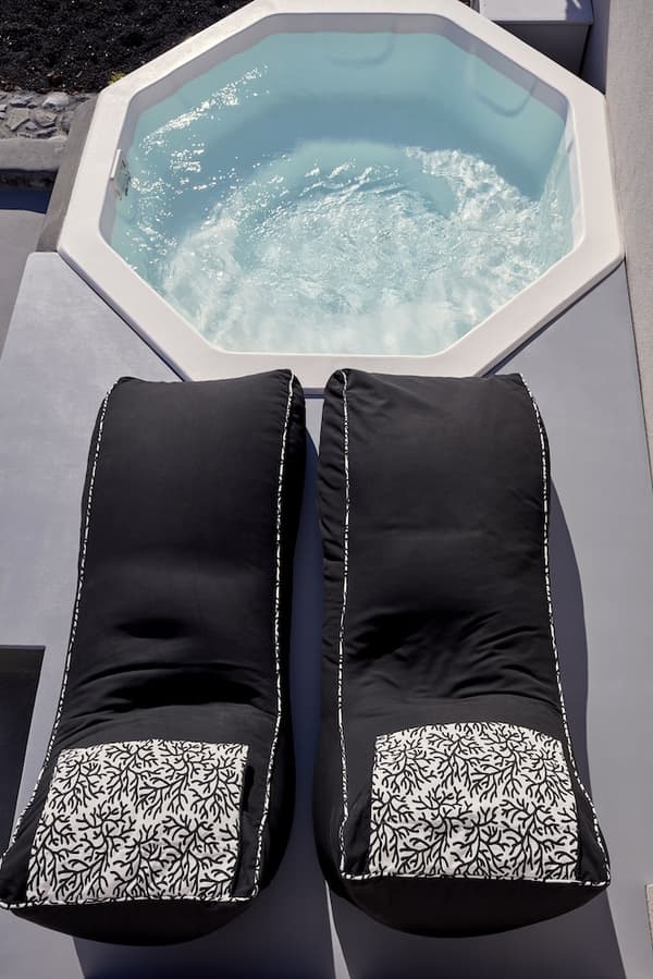 Elysian Santorini-1