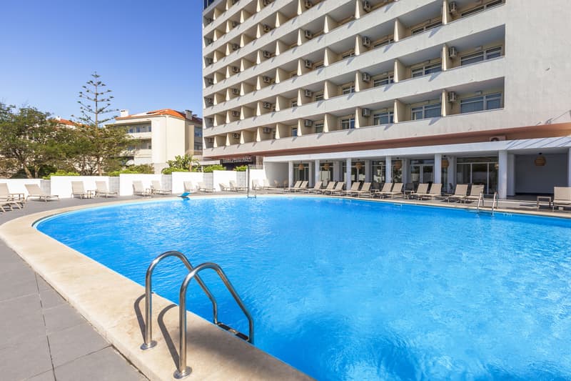 Carcavelos Beach Hotel (ex-Praia Mar)