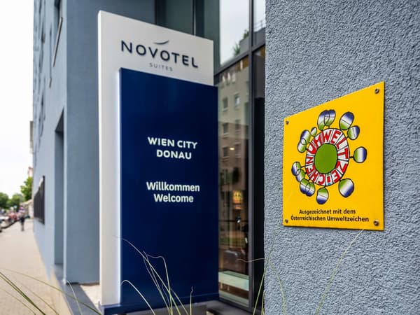 Novotel Suites Wien City Donau-1