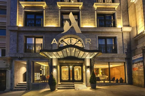 Levni Istanbul Hotel Handwritten Collection-1