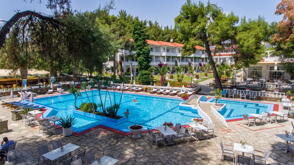 Porfi Beach Hotel-1