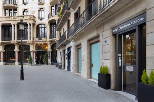 Suites Center Barcelona-1