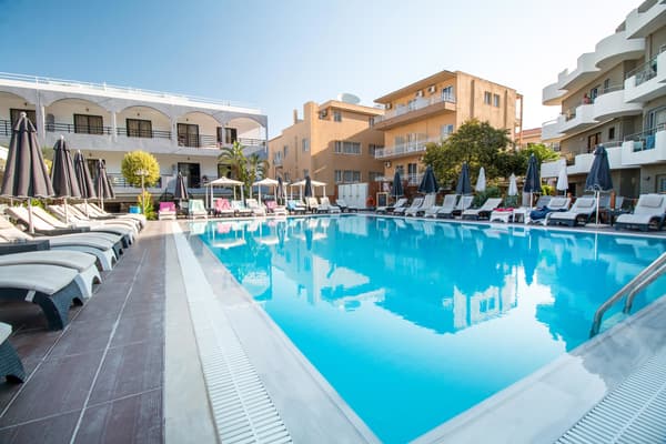 Sunny Days Appartementen Hotel-1
