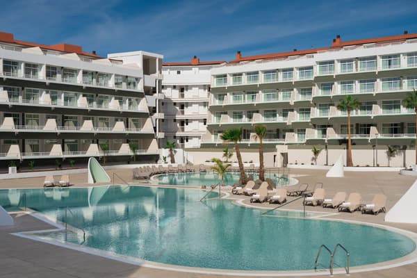 Gara Suites Golf & Spa-1