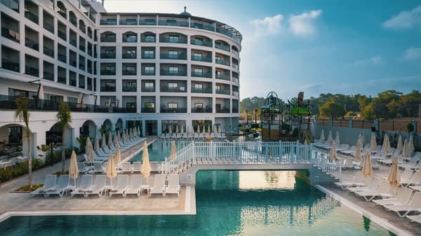 Side Moon Palace Hotel-1