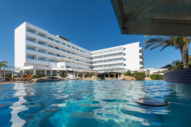 Tasia Maris Beach Hotel and Spa