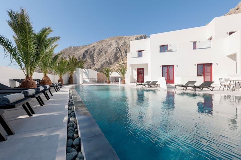 Mar & Mar Crown Hotel And Suites
