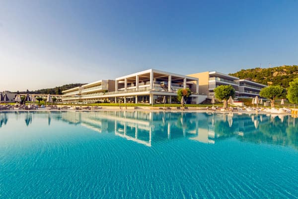 Ammoa Luxury Hotel & Spa Resort-1