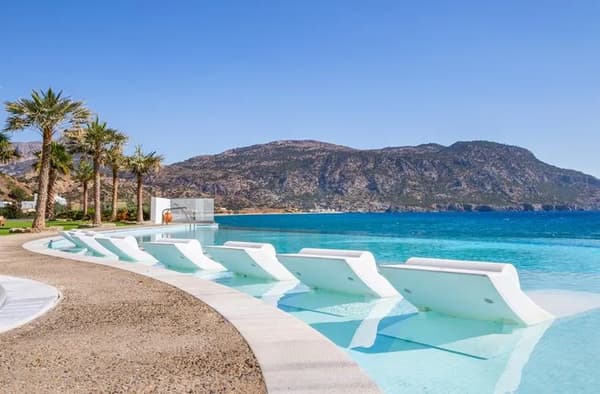 Konstantinos Palace-1