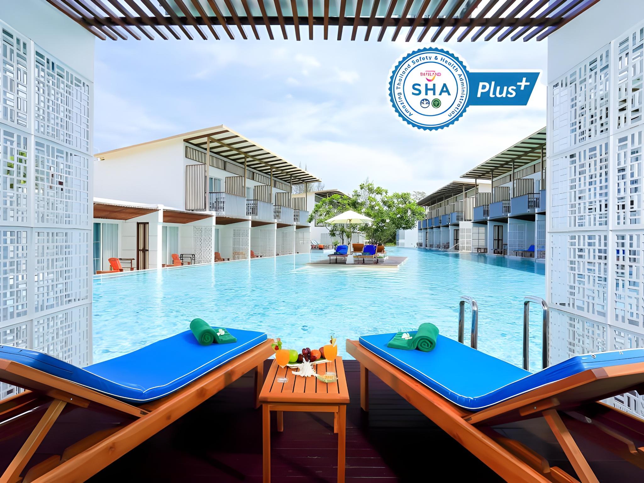 The Briza Beach Resort Khaolak