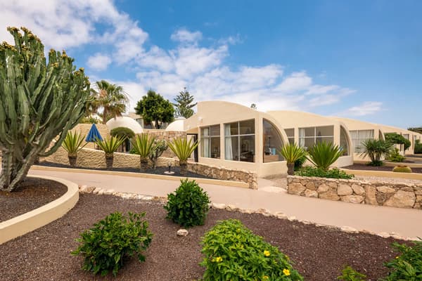 LIVVO Risco del Gato Suites-1