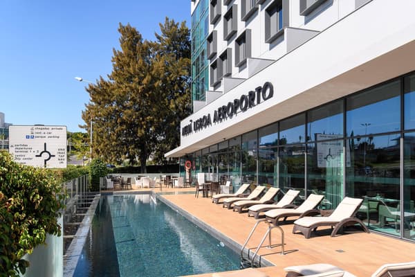 Melia Lisboa Aeroporto-1