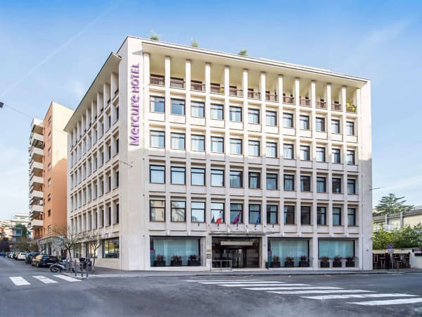 Hotel Mercure Roma Piazza Bologna-1
