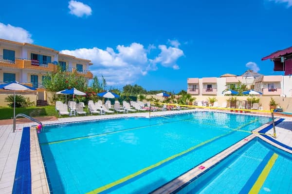 Irida Hotel & Appartementen by Estia-1