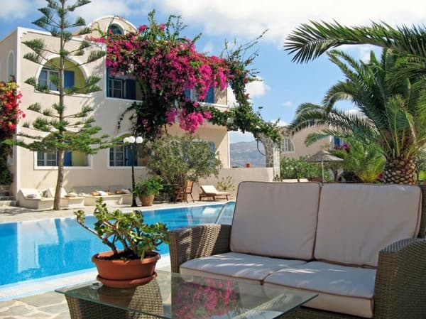 Paradise Resort-1