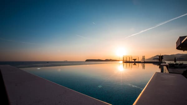 Hotel Royal Blue-1