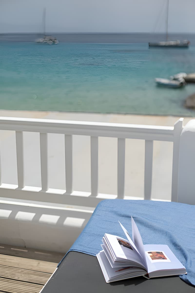 Acrogiali Beachfront Hotel