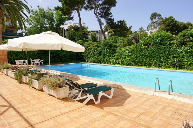 Houm Nets Hotel