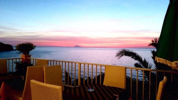 Terrazzo sul Mare-1