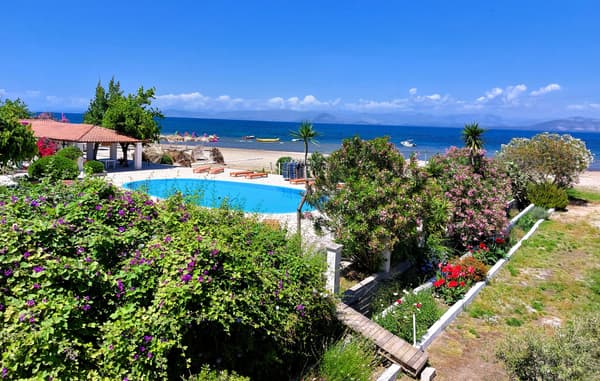 Ever Green Beach Apartments-1