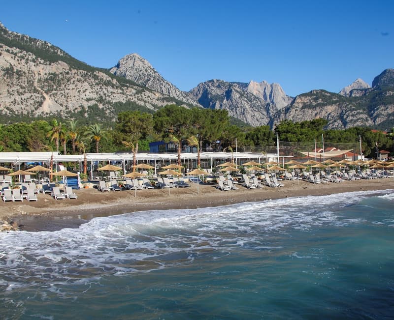 Catamaran Resort Hotel