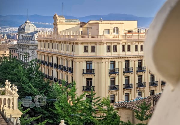 Palacio Gran Vía, a Royal Hideaway Hotel-1