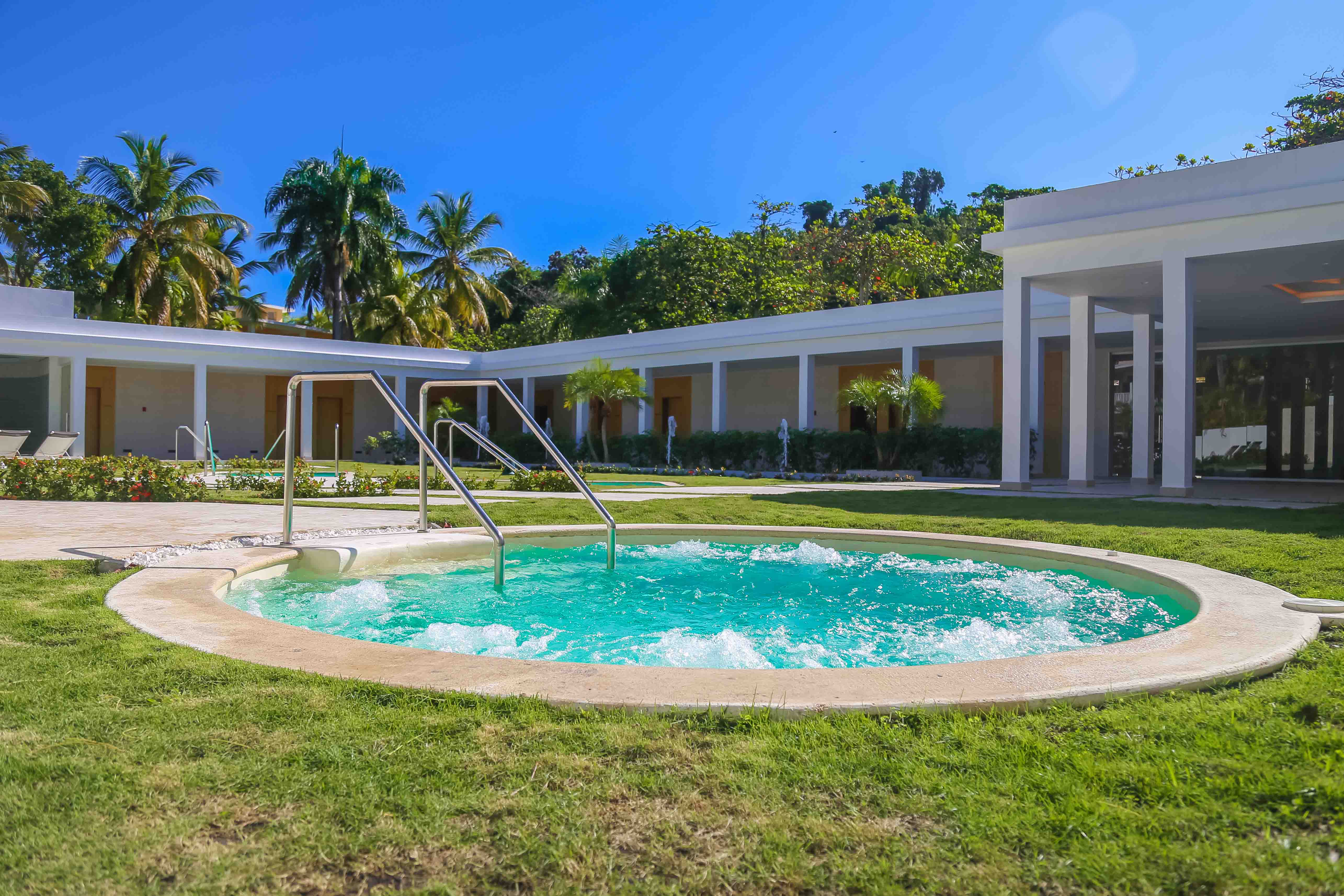 Playabachata Resort
