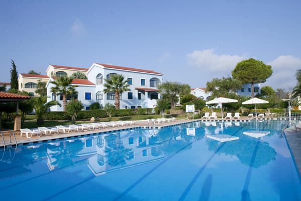 Govino Bay-1