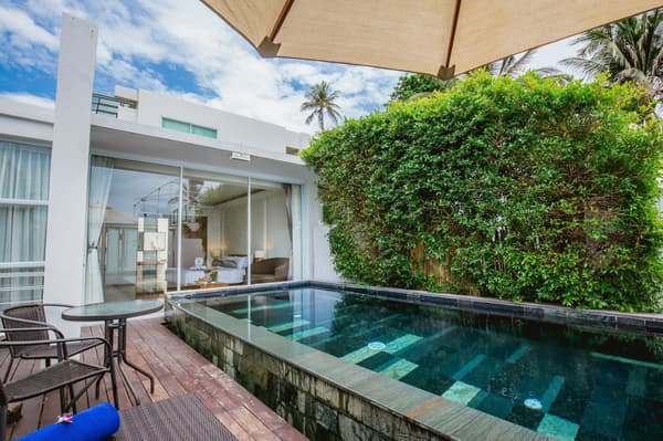 KC Beach Club and Pool Villas-1